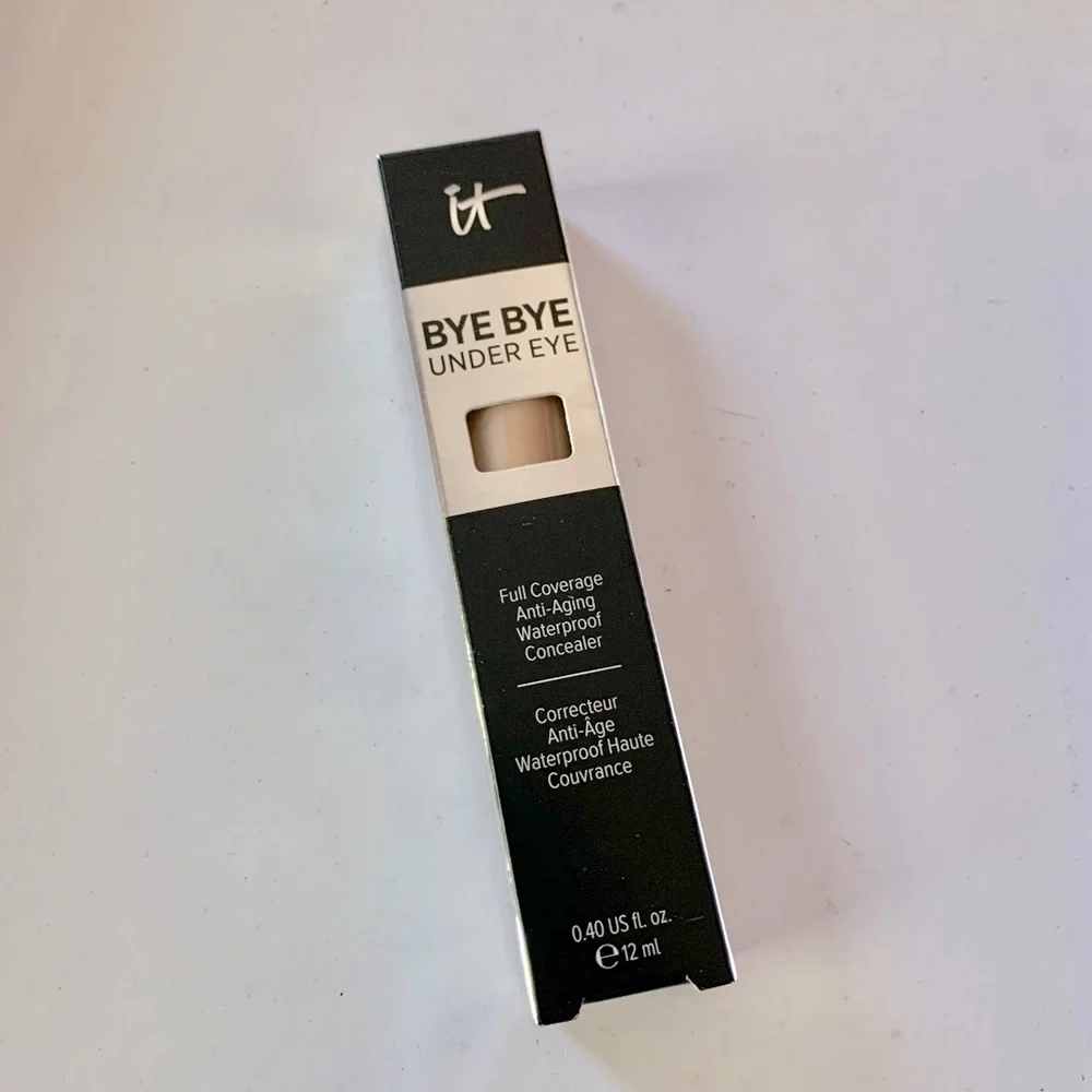 IT Cosmetics Bye Bye Under Eye Concealer - full coverage, antiaging waterproof